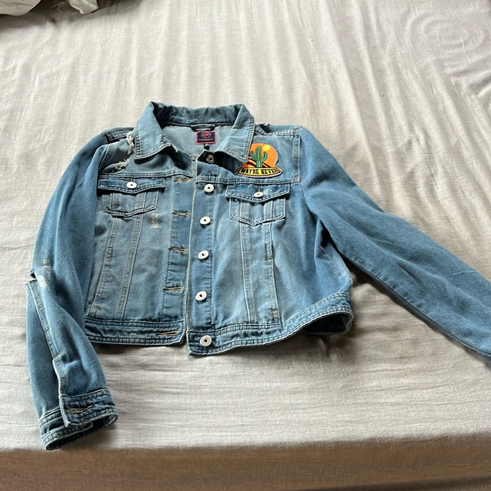 Teen denim jacket with pineapple